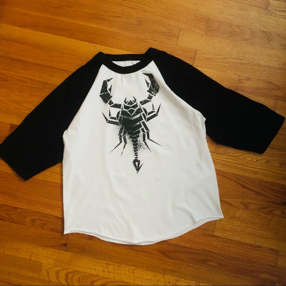 WWE licensed Sting Raglan- Large